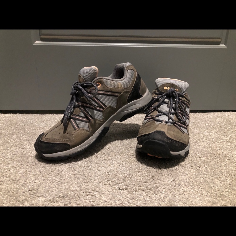 Women’s Hiking Shoes